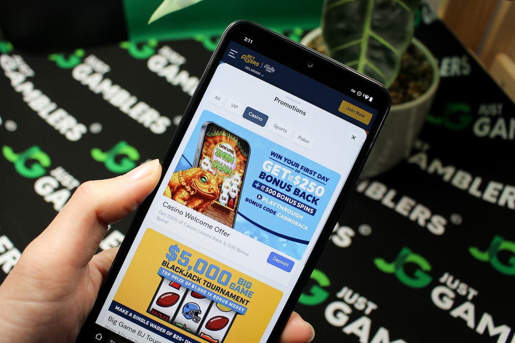Photo example of online casinos bonuses available in Delaware apps and websites.
