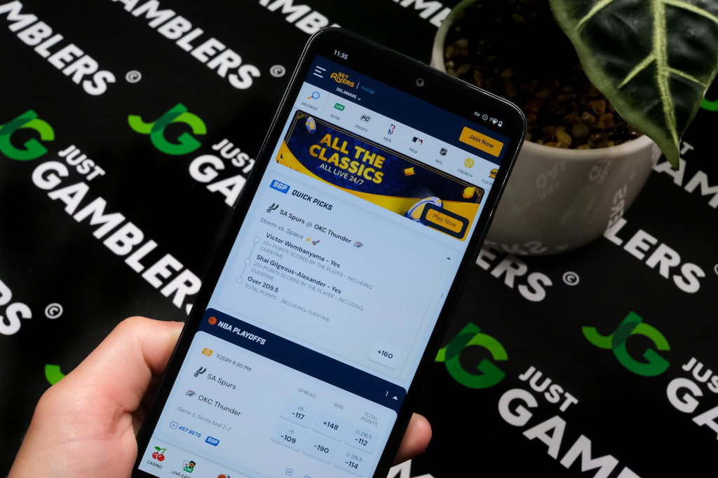 Photo of BetRivers Delaware Park sportsbook landing page.