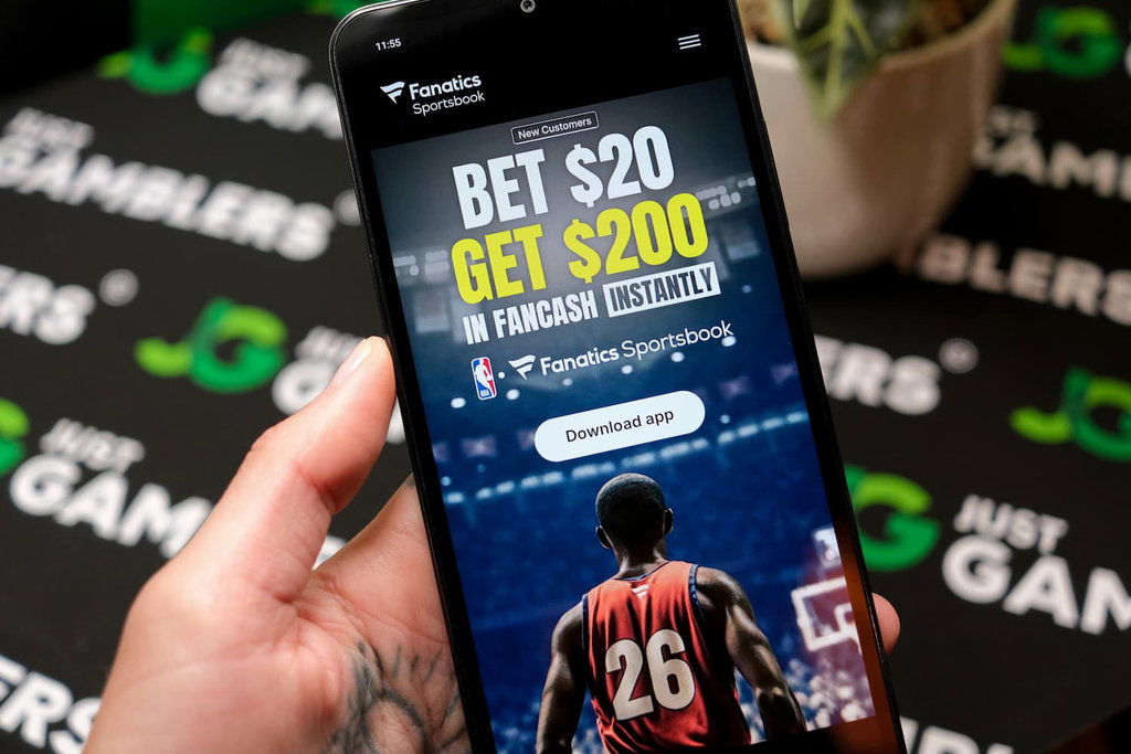 Photo of Fanatics third-best sports betting site in LA.