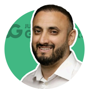 Headshot of Hossein Zanganeh.