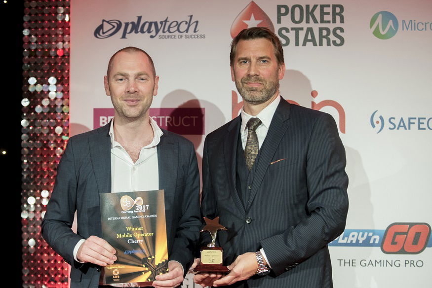 Jonas Wåhlander Winning Award