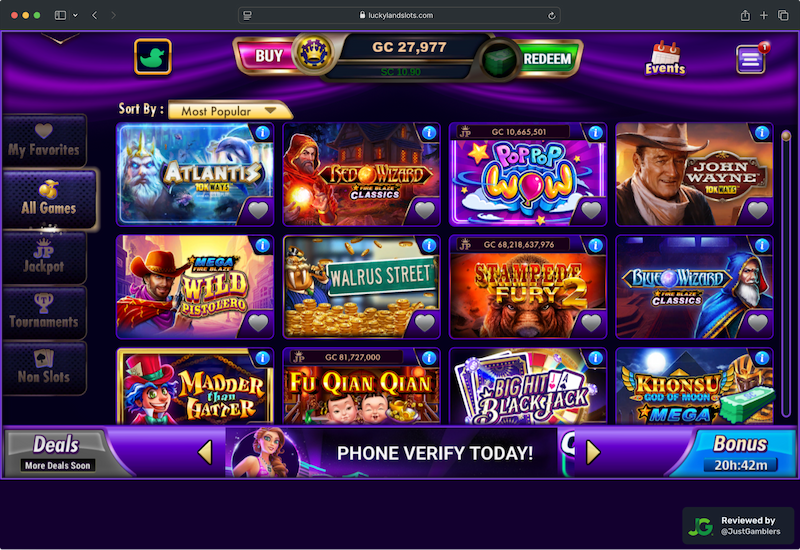 Desktop screenshot of the starting page at LuckyLand Slots.
