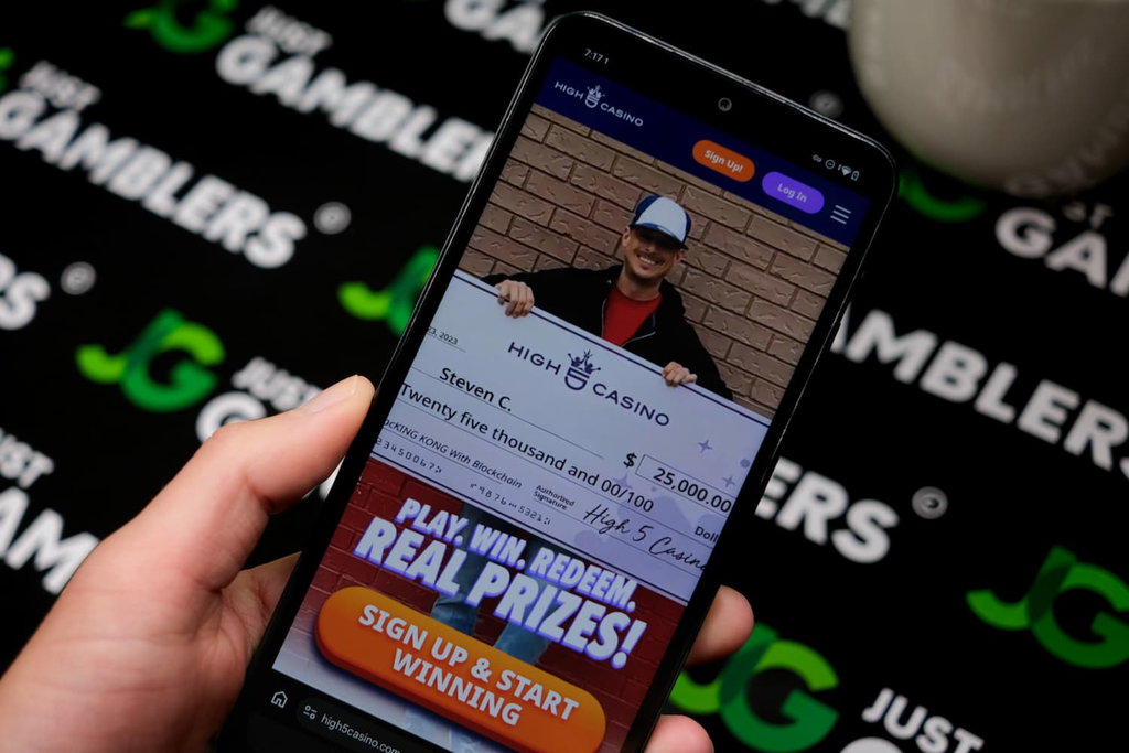 Photo of High 5 Casino landing page on an android phone.