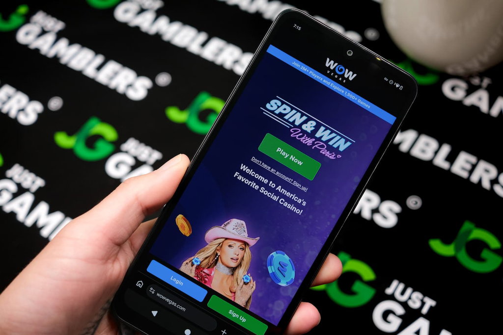 Photo of WOW Vegas landing page on an android phone.