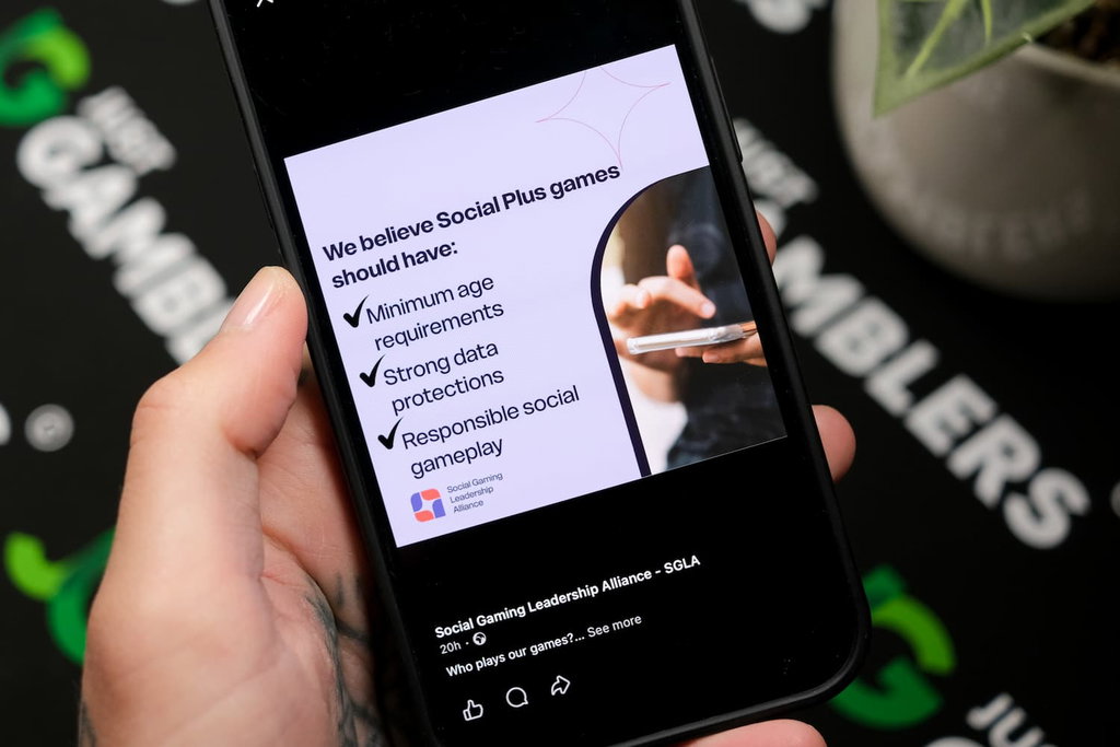 Photo showing what a social plus casino is.